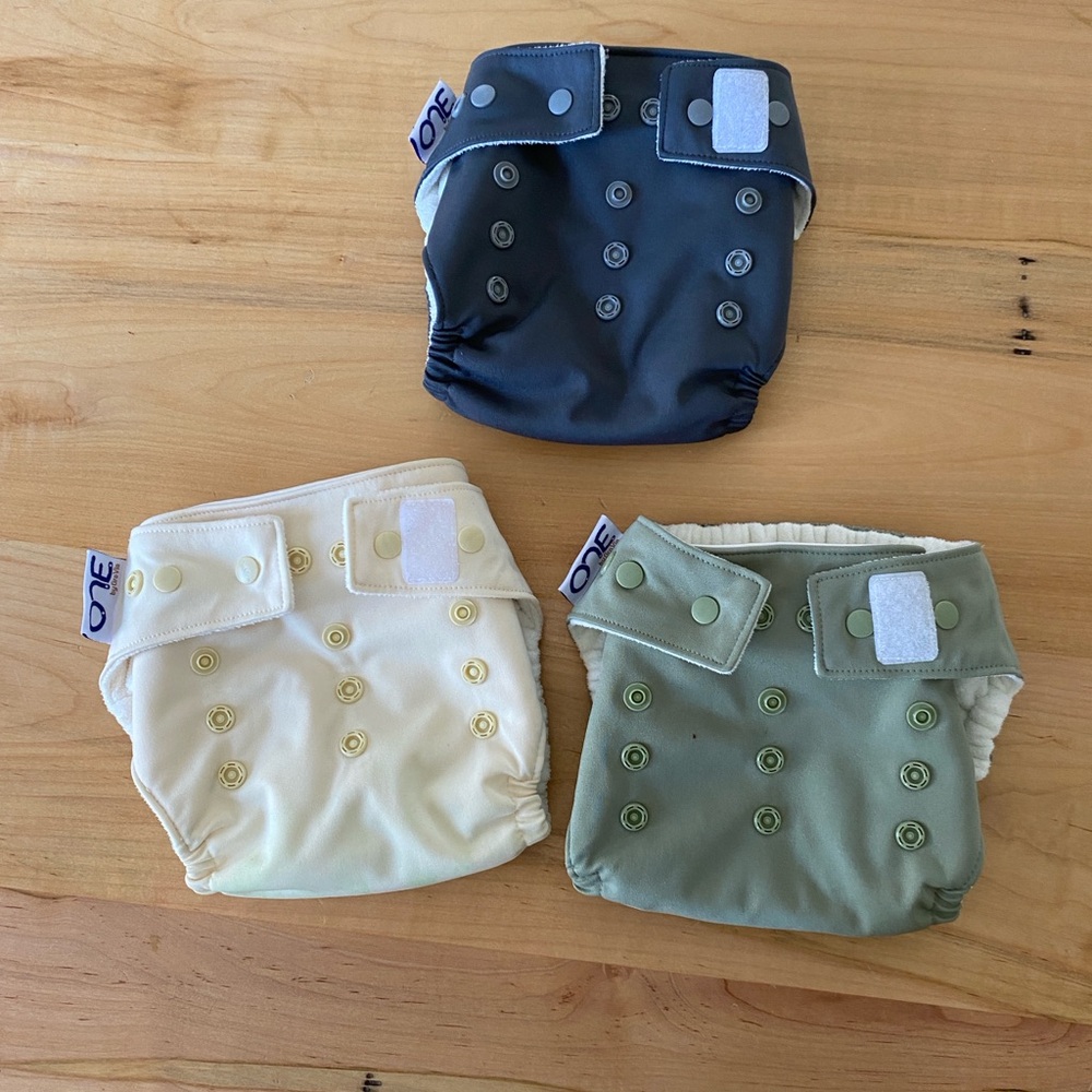 Gray, Green and Cream Grovia ONE Cloth Diapers with Adjustable Sizing